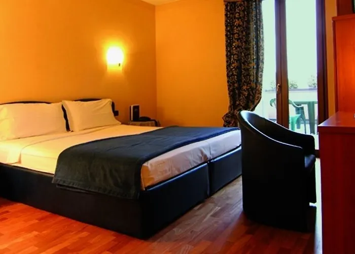 Siriohotel 3* 도멜레토
